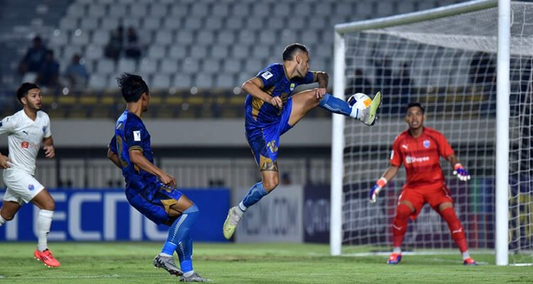 streaming lion city persib