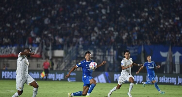 persib bojan hodak