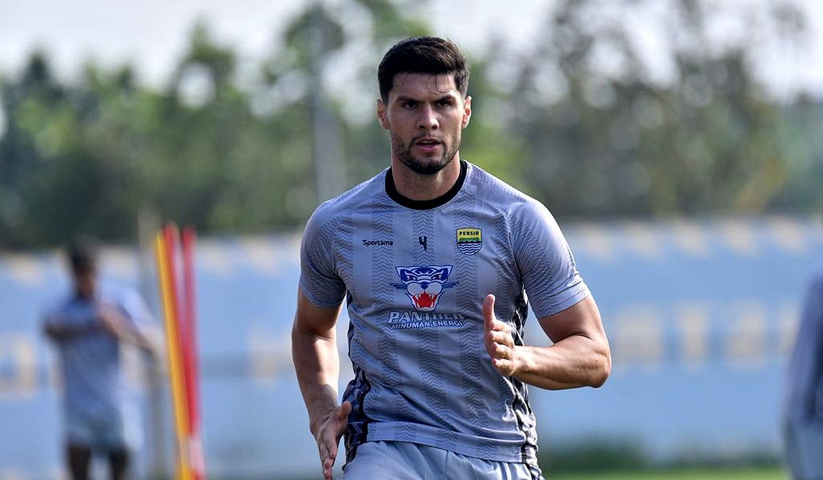 persib julio cesar