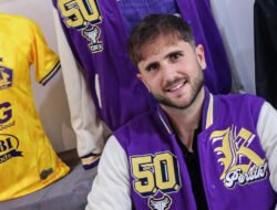 Persik Kediri Umumkan Pemain Asing Baru, Netizen ‘Salfok’ Sebut Luke Shaw dan Majed Osman