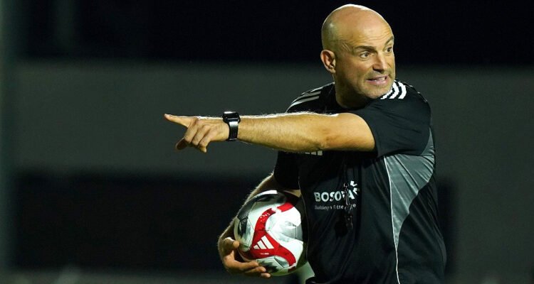 bernardo tavares semen padang