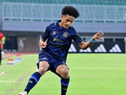 Pemain Jebolan Persita Kolaps di Laga Persikad Depok vs PSPS, Begini Kondisinya