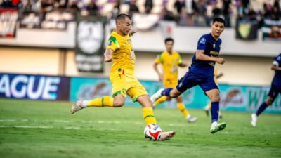 mihailo perovic persebaya
