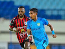 Persipura Menang Comeback di Markas Persela Usai Insiden Mati Lampu